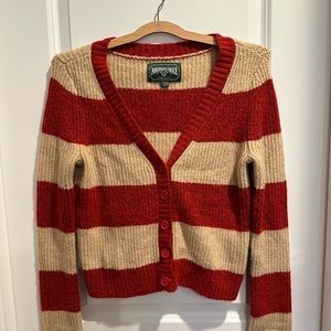 American Eagle Rugby Stripe Red Beige Slim Cardigan Buttons V-neck Size XS VGUC